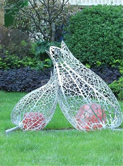 园林景观小品镂空郁金香不锈钢雕塑定制