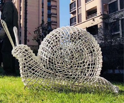 小区园林景观镂空蜗牛不锈钢雕塑定制