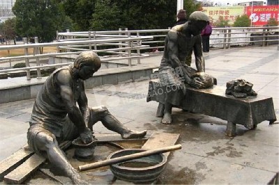 广场人物铸铜雕塑定制